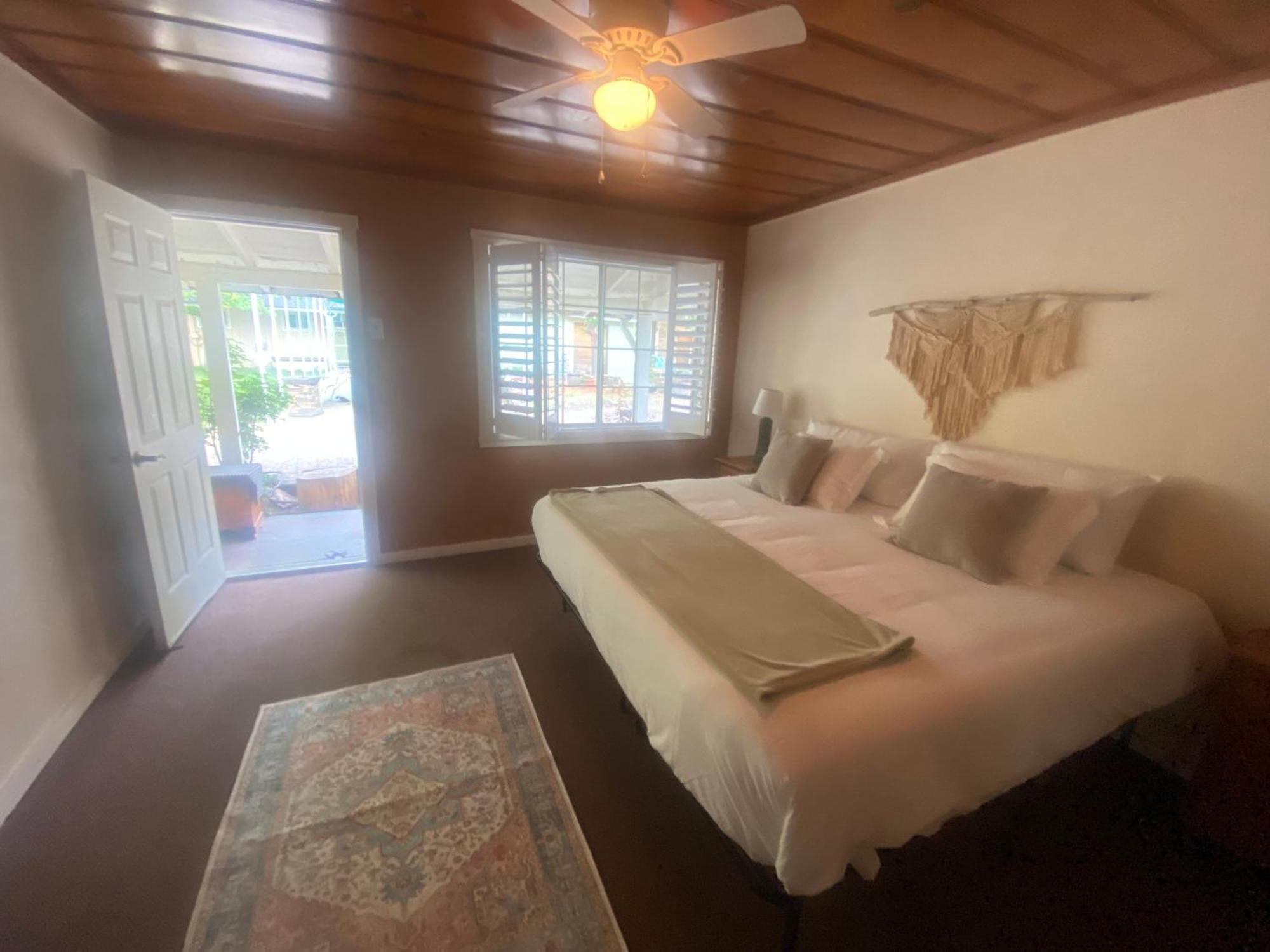 Seven Circles Lodge&Retreat Badger ภายนอก รูปภาพ